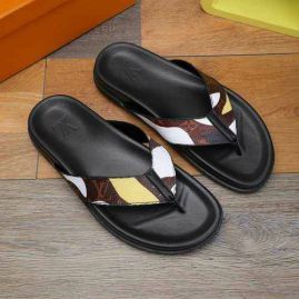 Picture of LV Slippers _SKU483954741541953